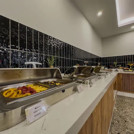 Leaf River 아파트호텔 안탈리아