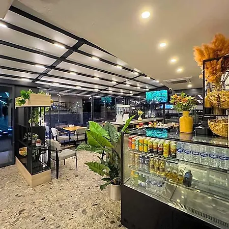 Leaf River Apart-hotel