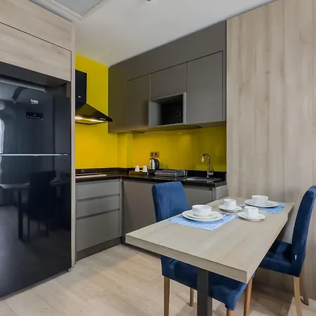 Apartahotel Leaf River 4*